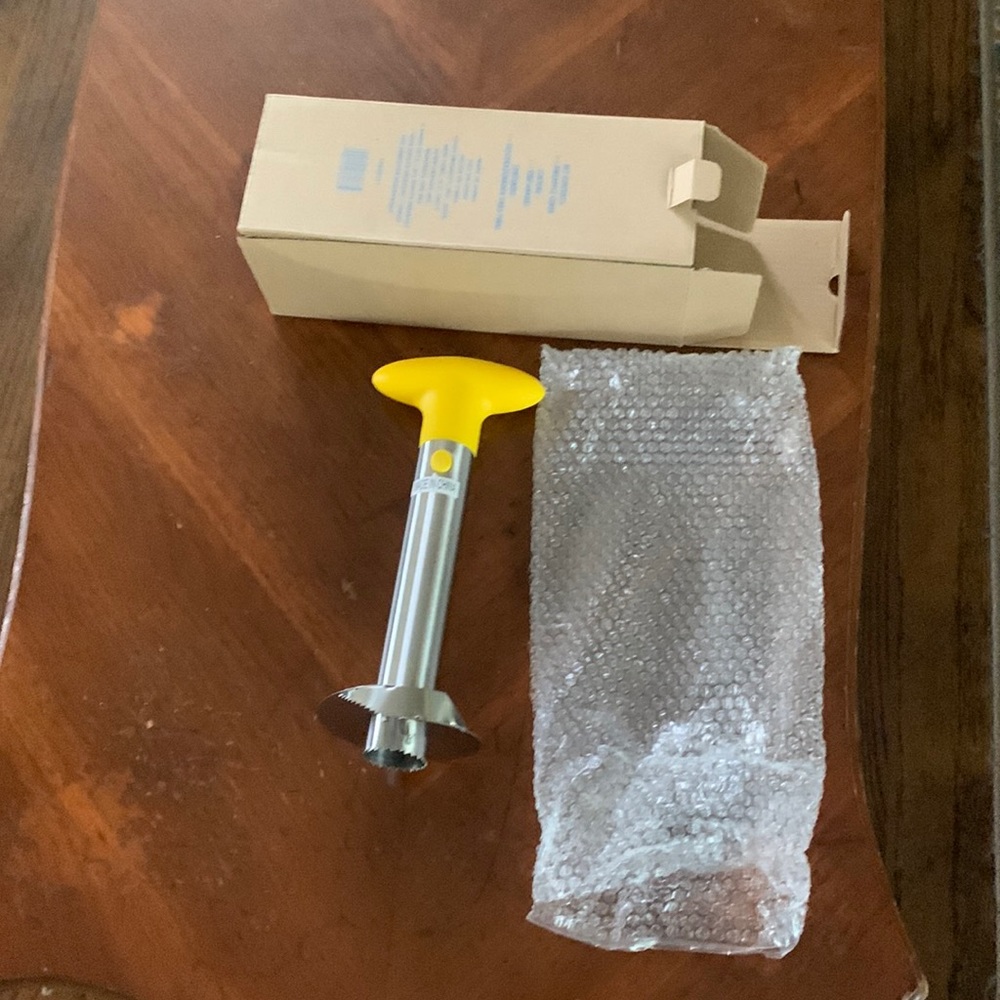 Avon Pineapple Corer